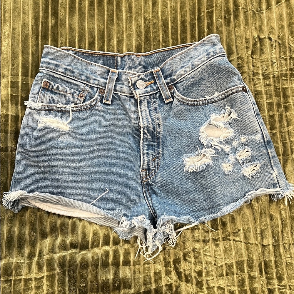 VINTAGE 1990s 512 Levi’s cut into perfect shorts